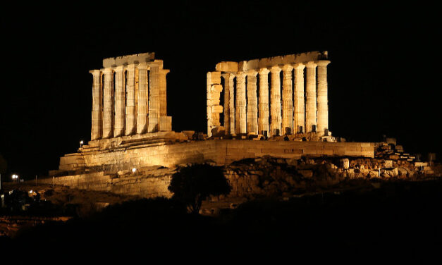 In evidenza | “Nuova Illuminazione Per il Tempio Di Poseidone A Sunio” e altro