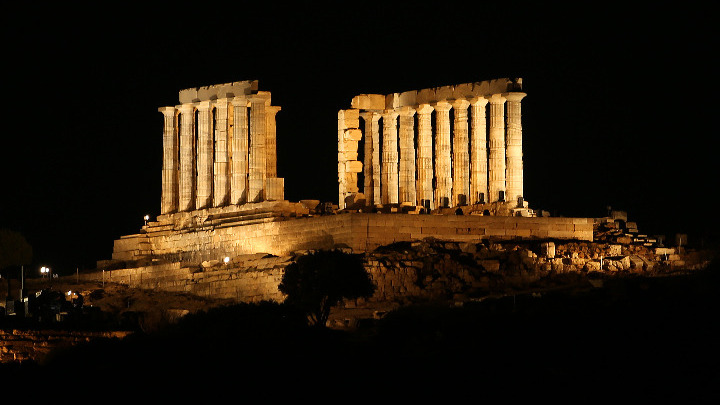 In evidenza | “Nuova Illuminazione Per il Tempio Di Poseidone A Sunio” e altro